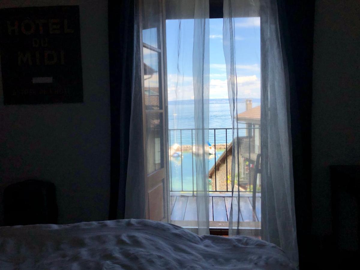 A Room With A View - Maisonnette Dans Bourg Medieval Au Bord Du Lac Leman イヴォワール エクステリア 写真